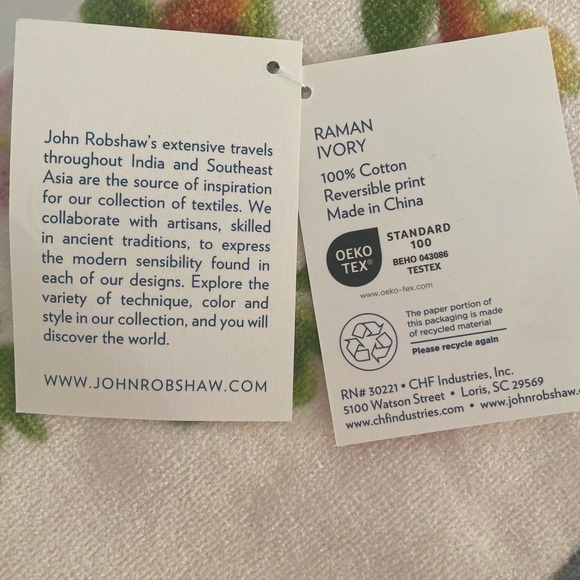 Beach Towel Oversized John Robshaw RAMAN IVORY 40"x70" NWT Extra Soft Animals - Picture 9 of 9